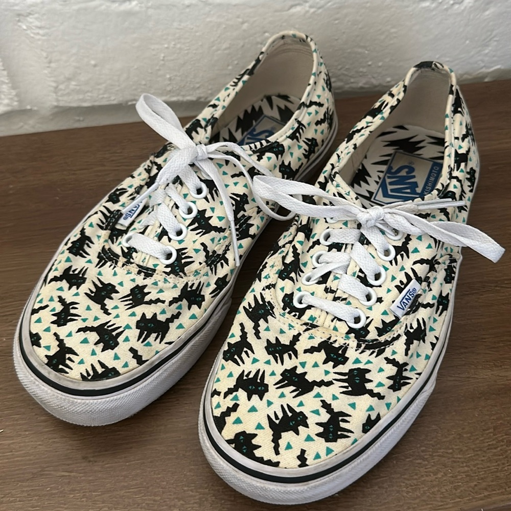 Vans Lace Up Sneakers - Women’s 9/Men’s 7.5